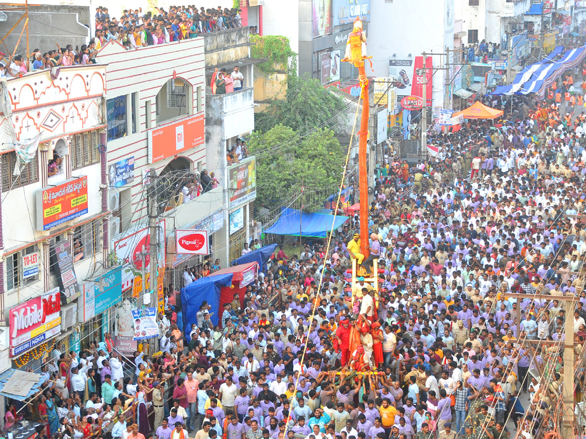 Vizianagaram Pydithalli Ammavari Sirimanotsavam 2023 Photos - Sakshi3