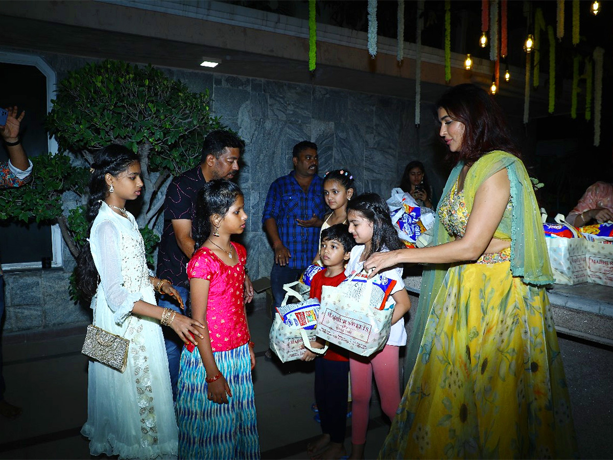 Manchu Lakshmi Celebrates Diwali Celebrations With Government School Kids - Sakshi28