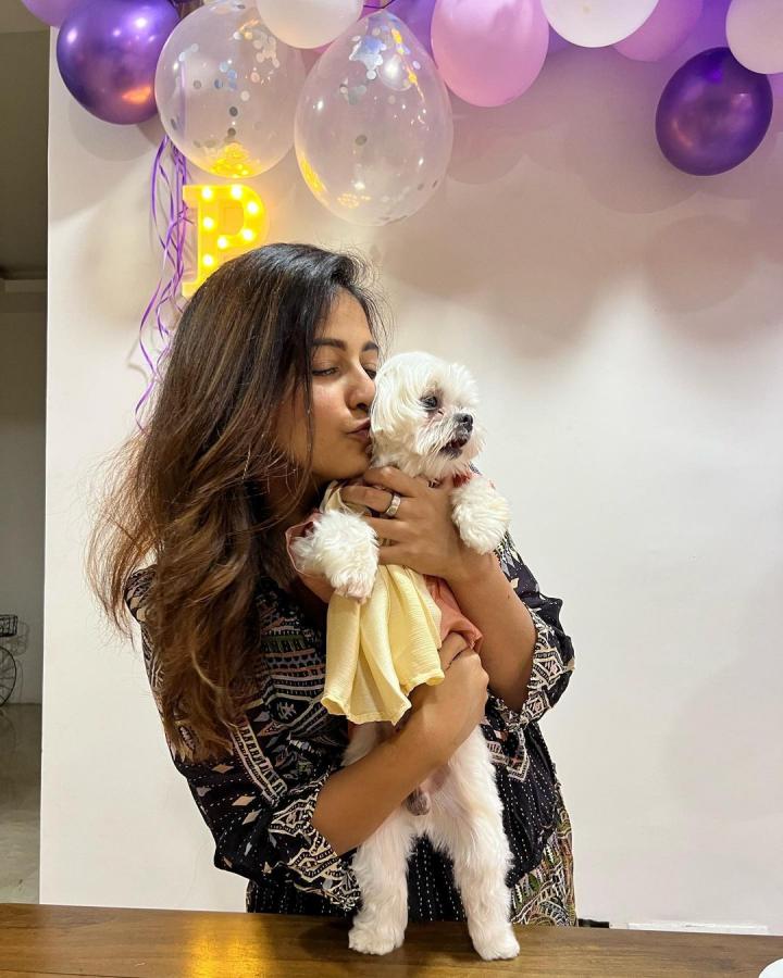 Actress Anjali Pet Dog Polo Birthday Celebration HD Photo Gallery - Sakshi2