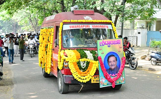 Senior Actor Chandra Mohan Final Journey Photos - Sakshi2