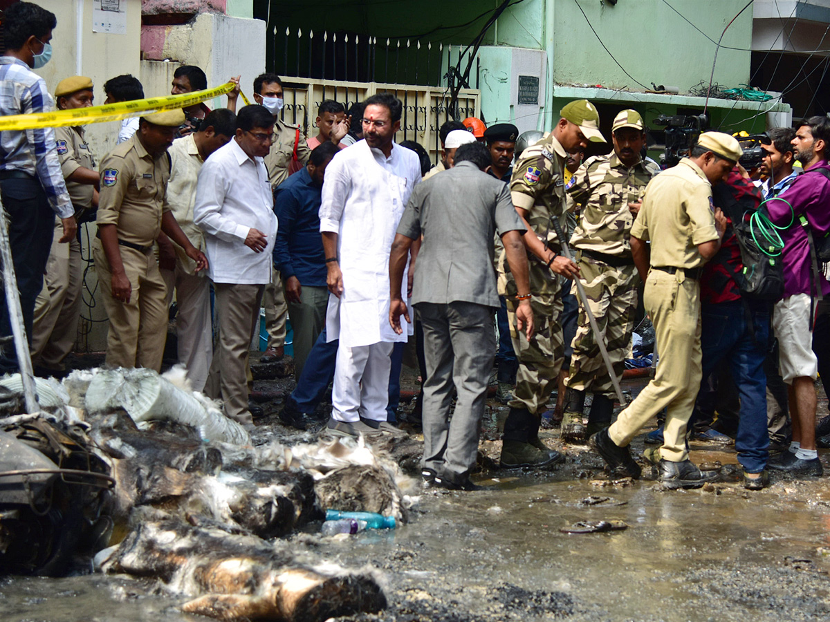 Hyderabad Nampally Fire Accident PHotos - Sakshi14