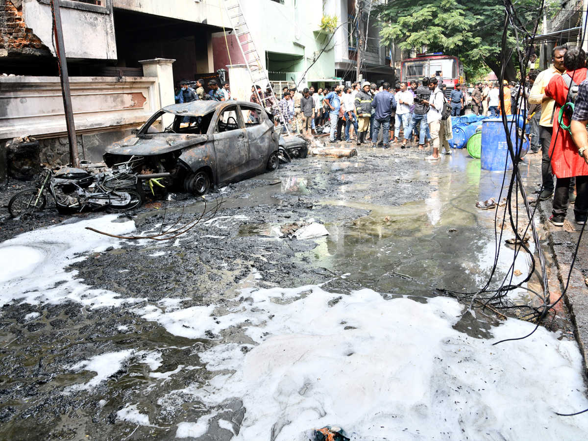 Hyderabad Nampally Fire Accident PHotos - Sakshi7