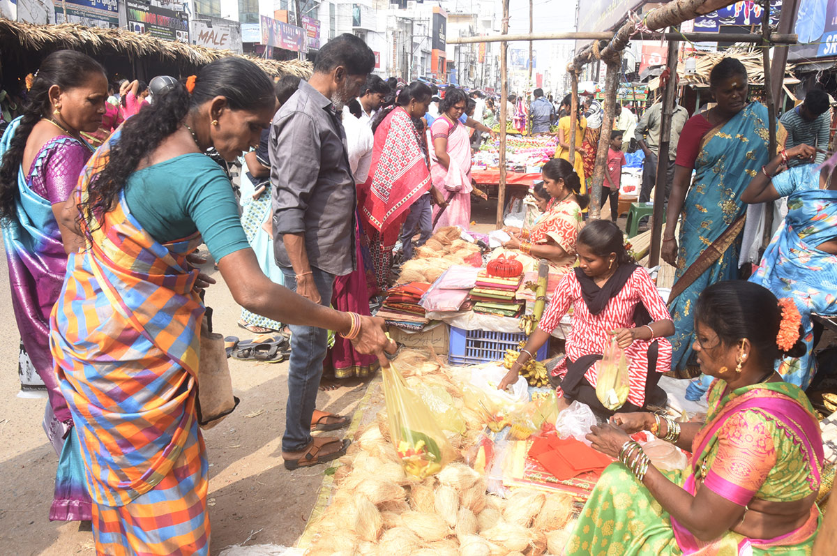 Vizianagaram Pydithalli Ammavari Sirimanotsavam - Sakshi10