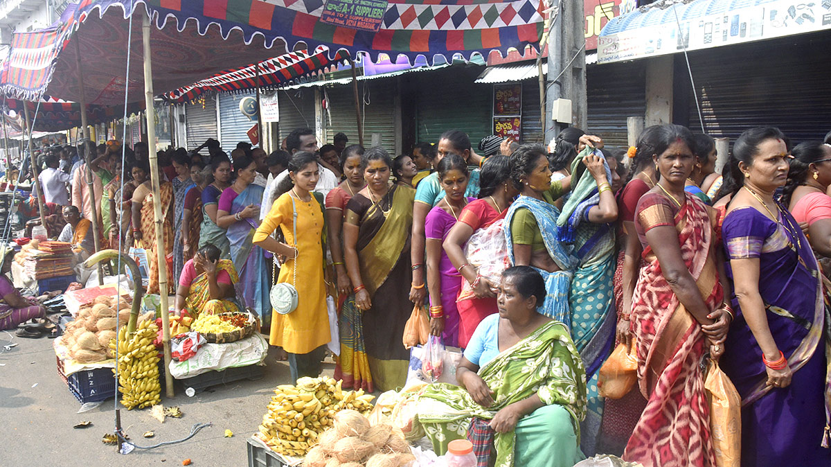 Vizianagaram Pydithalli Ammavari Sirimanotsavam - Sakshi5