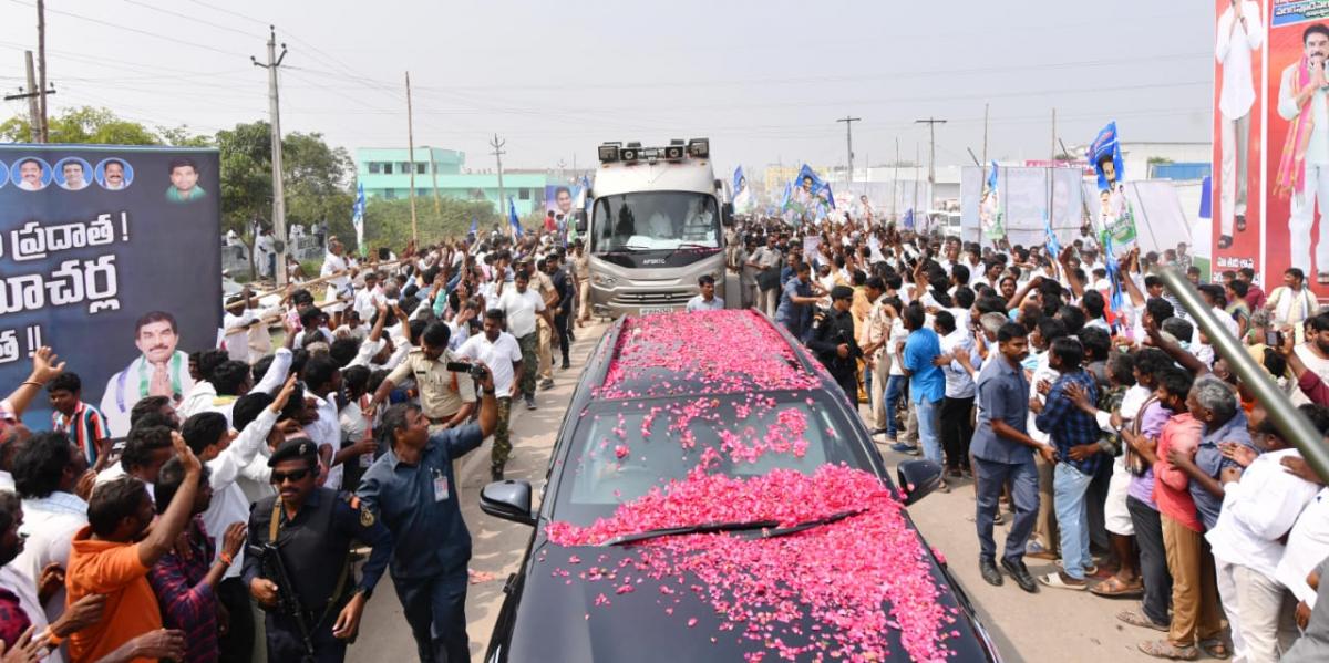 CM Jagan At Macherla Public Meeting Photos - Sakshi7