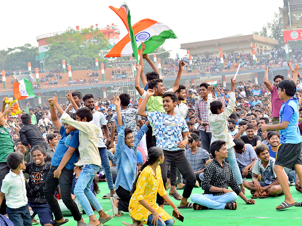 Indian cricket fans ICC Cricket World Cup semi final match against New Zealand - Sakshi16