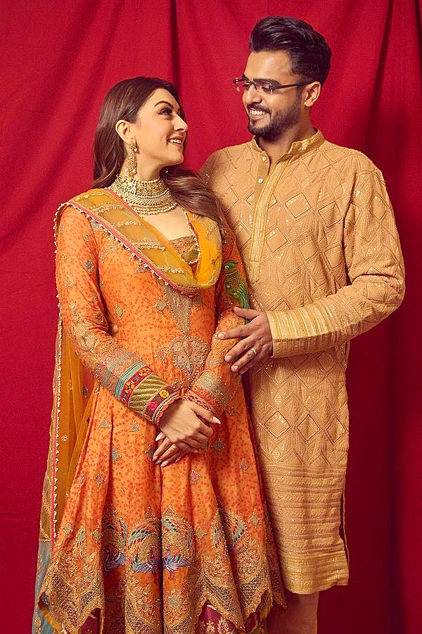 Hansika Motwani celebrates first Diwali with husband PHotos - Sakshi6