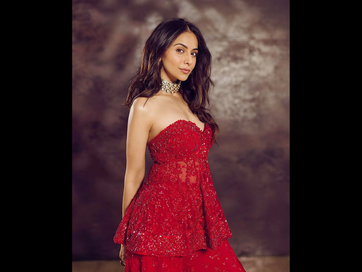 Dazzling Clicks Of Rakul Preet Singh - Sakshi11