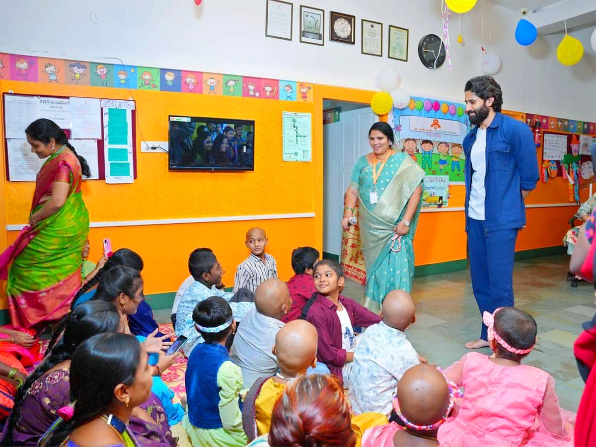 Naga Chaitanya Delights Cancer Patients HD Photo Gallery - Sakshi5