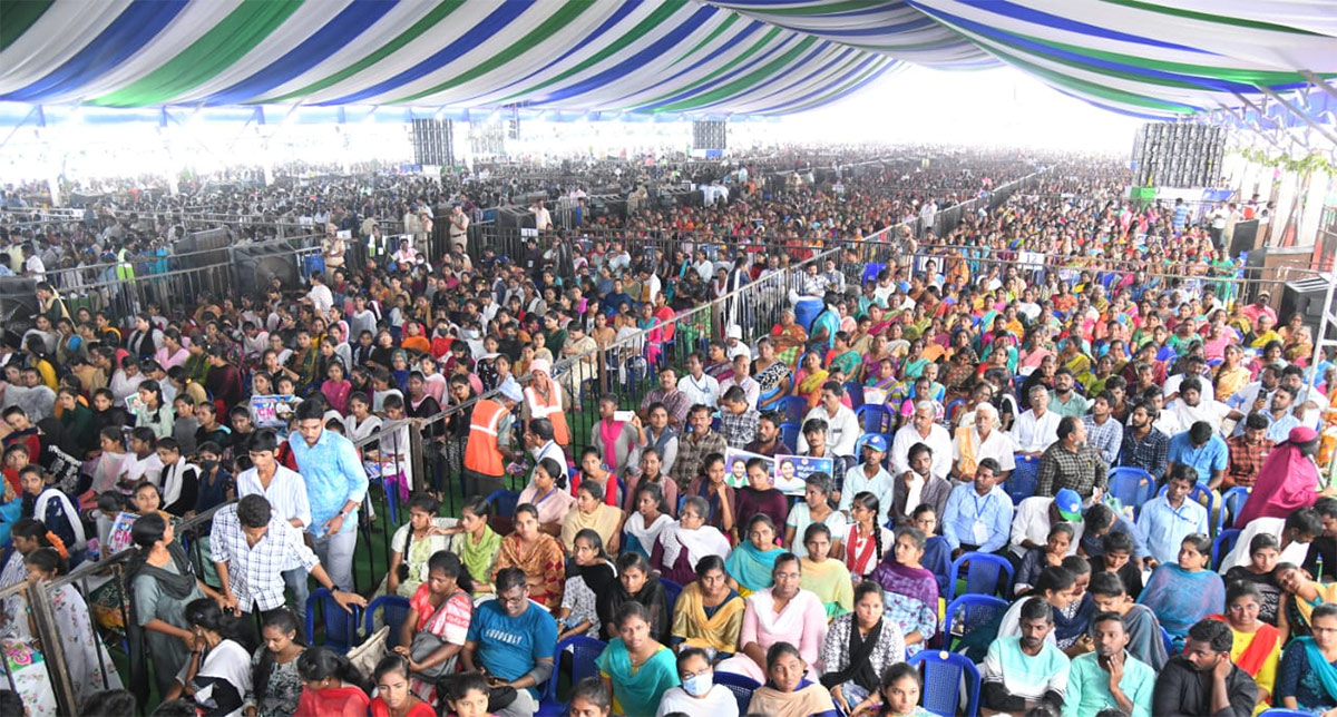 CM YS Jagan Public Meeting Visuals In Nuzvid - Sakshi7