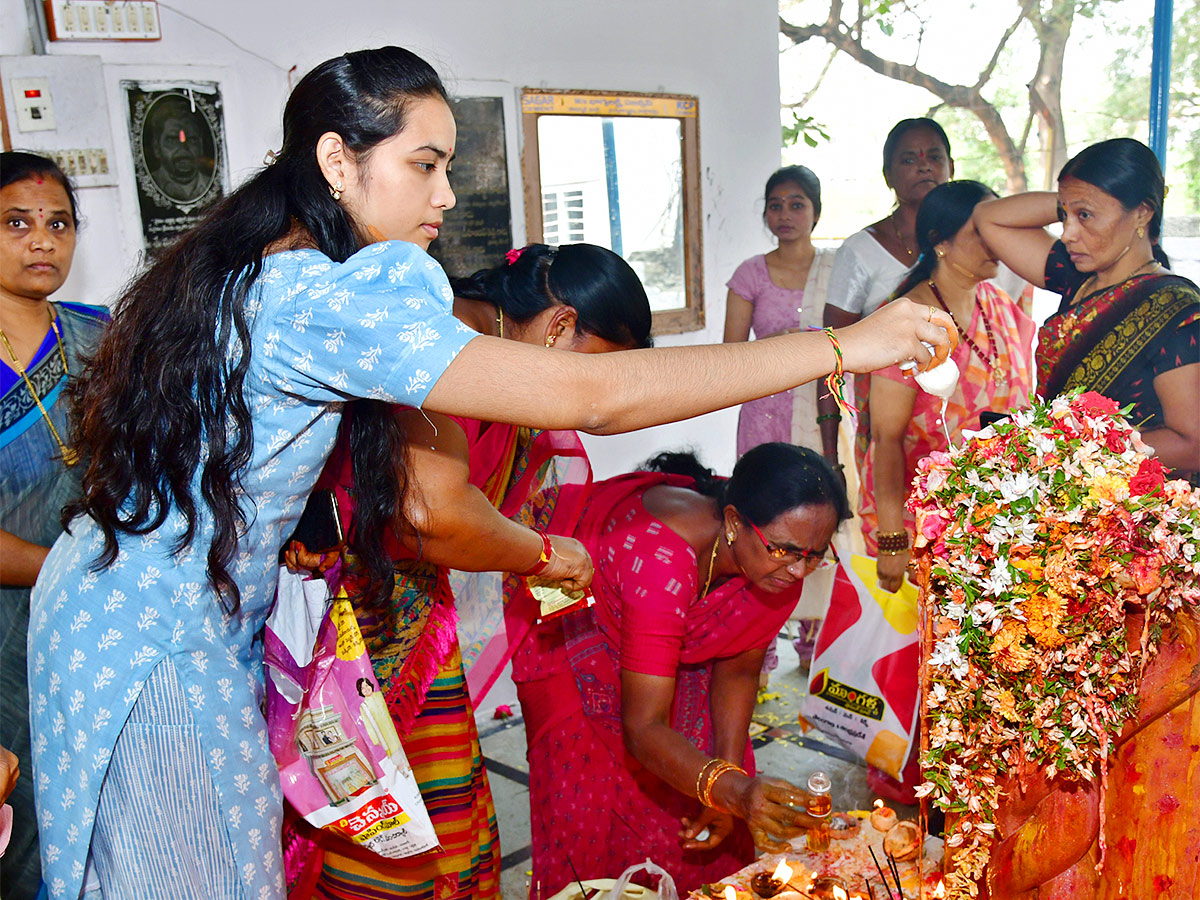 nagula chavithi 2023 celebrated in telugu states - Sakshi1