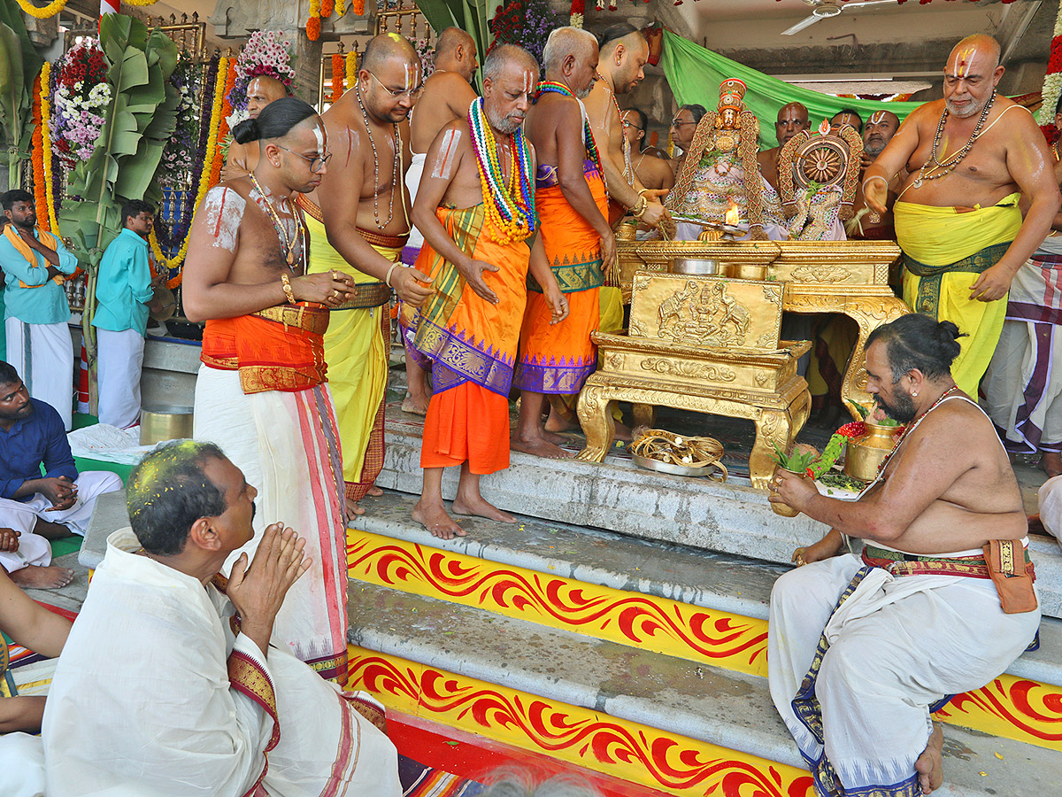 Tiruchanoor Sri Padmavathi Ammavari Karthika Brahmotsavam 2023 Photos - Sakshi11