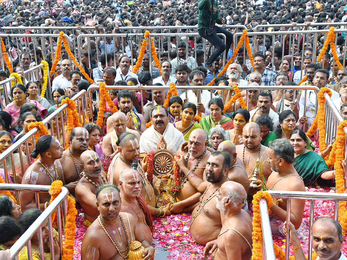 Tiruchanoor Sri Padmavathi Ammavari Karthika Brahmotsavam 2023 Photos - Sakshi17