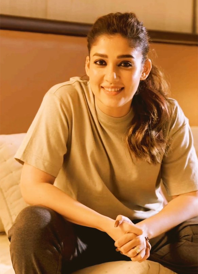 Actress Nayanthara Happy Birthday Pics - Sakshi11