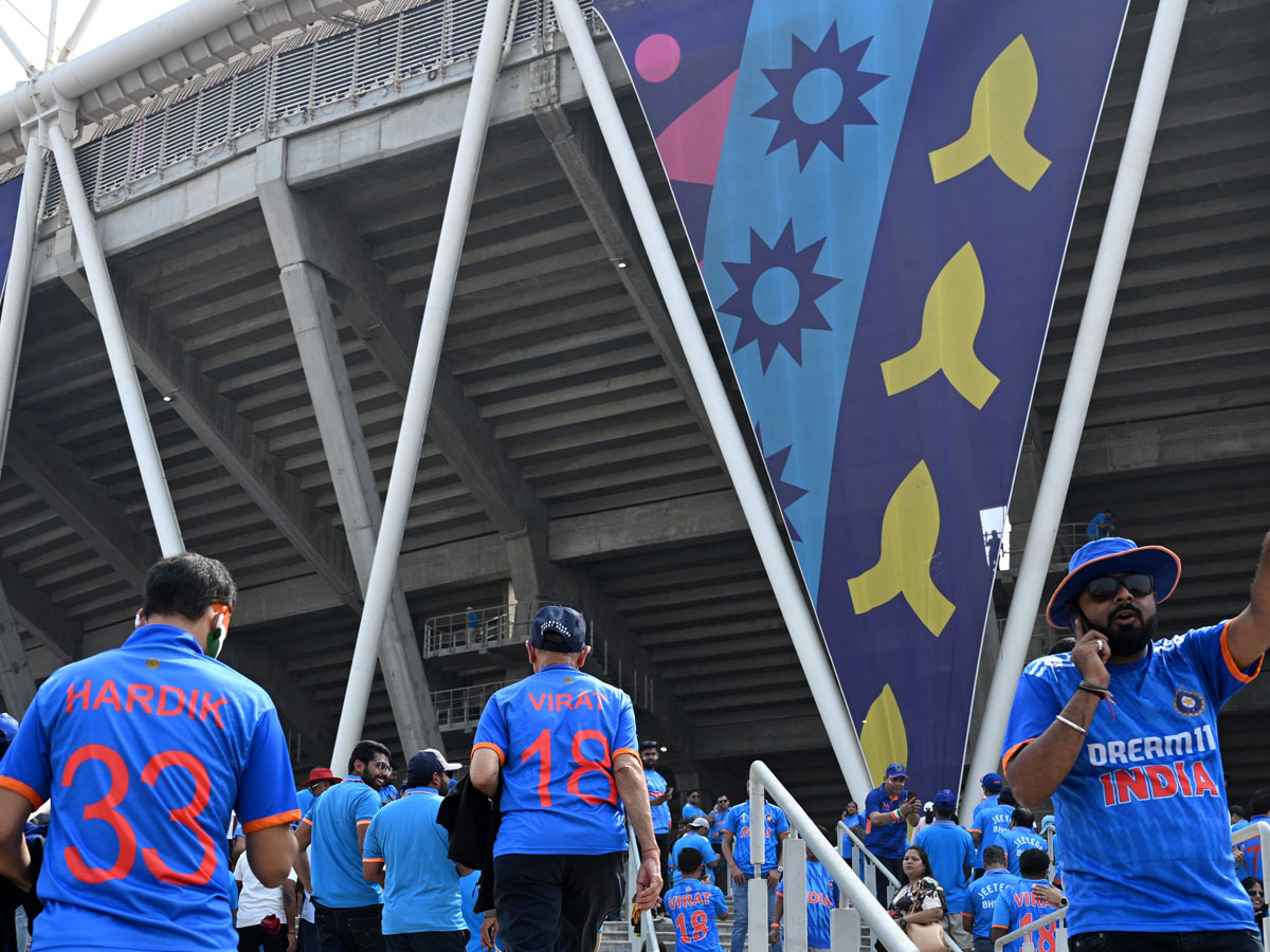 CWC 2023 Final Ind vs Aus Final Match Crowd at Narendra Modi Stadium HD Photos - Sakshi13