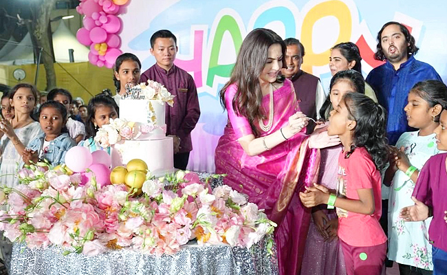 Nita Ambani Celebrates Birthday Celebrations PHotos - Sakshi8