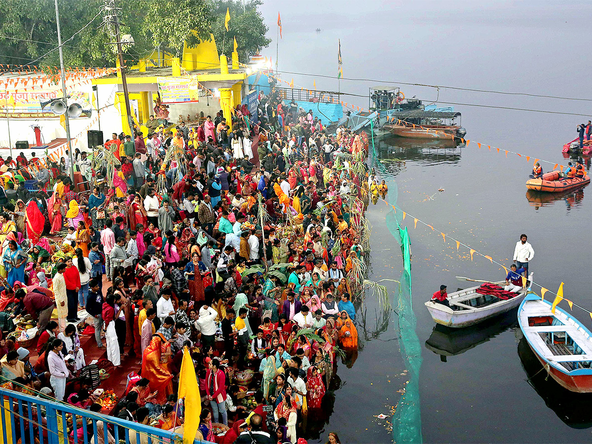 chhath puja celebration 2023 - Sakshi25