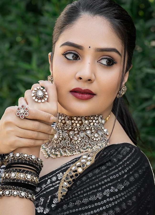  Sreemukhi Beautiful Black Dress Looks Stunning  - Sakshi9