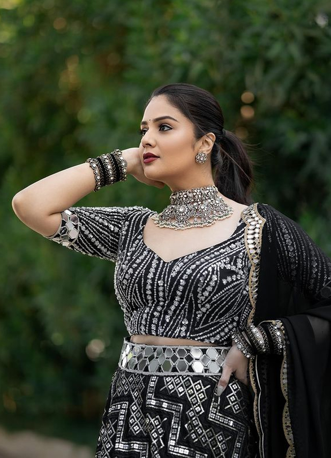  Sreemukhi Beautiful Black Dress Looks Stunning  - Sakshi10