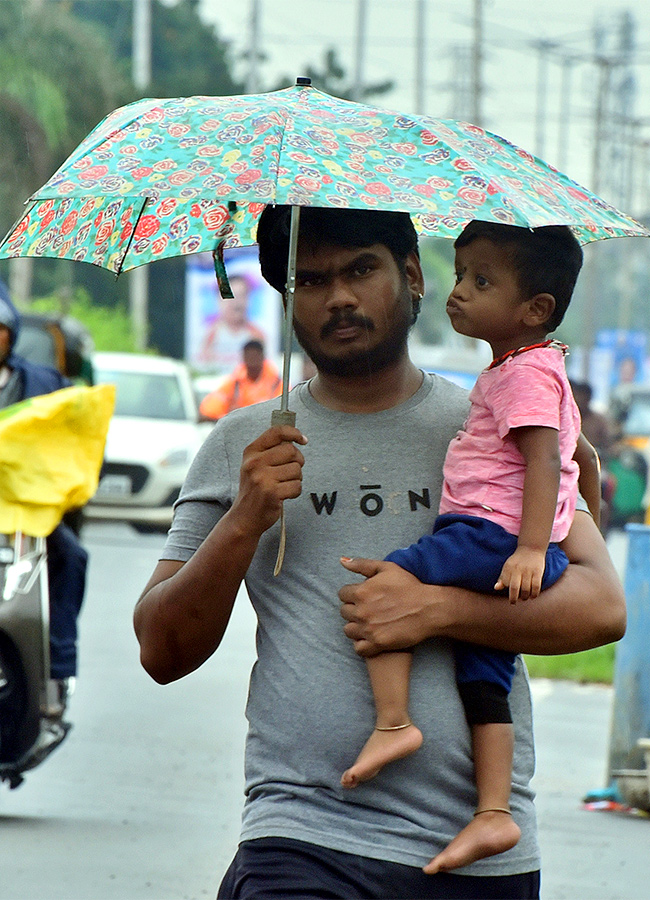 Heavy rains in Nellore District Photos - Sakshi10