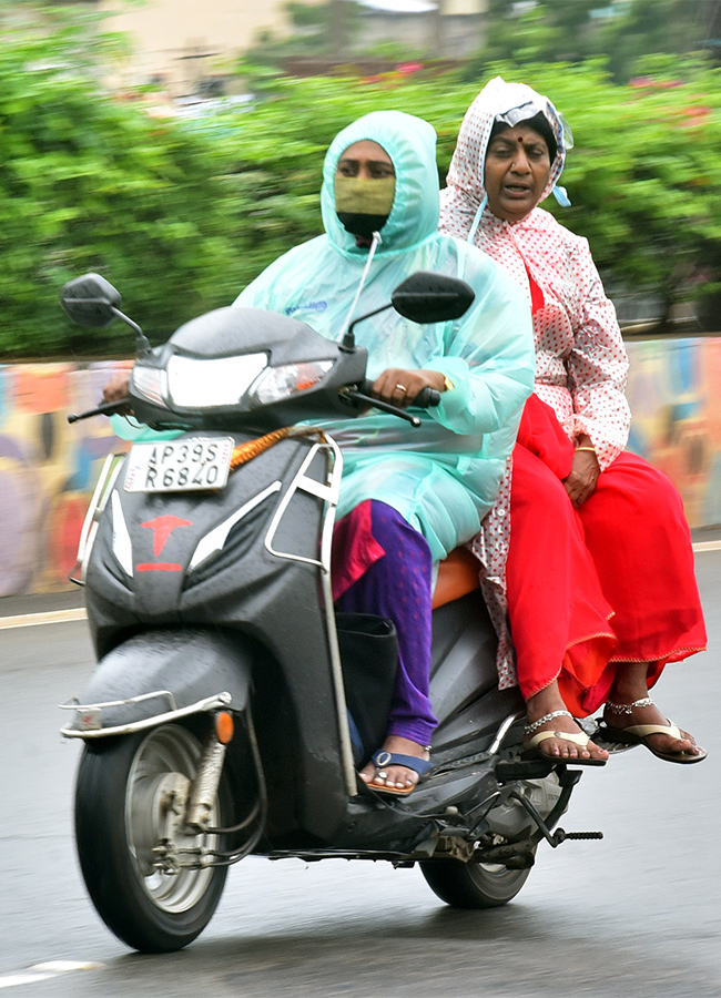 Heavy rains in Nellore District Photos - Sakshi16