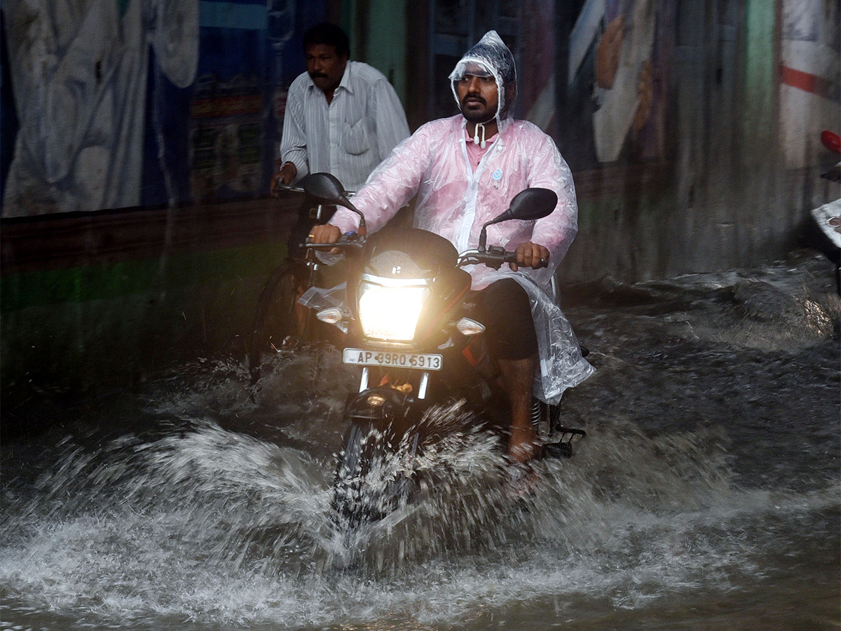 Heavy rains in Nellore District Photos - Sakshi2