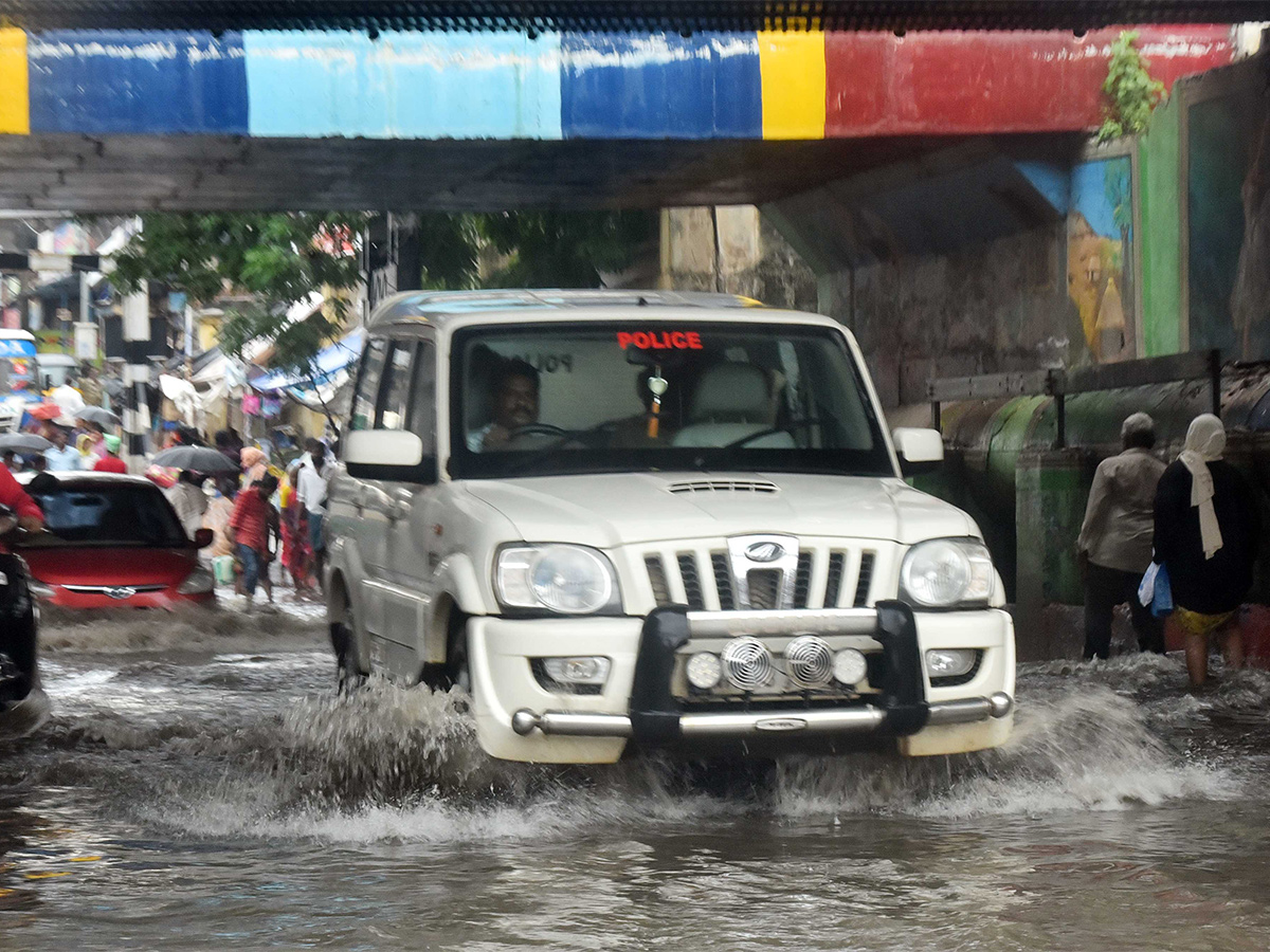 Heavy rains in Nellore District Photos - Sakshi4