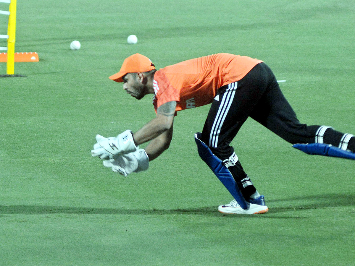 Team India practice session in Vizag Photos - Sakshi11