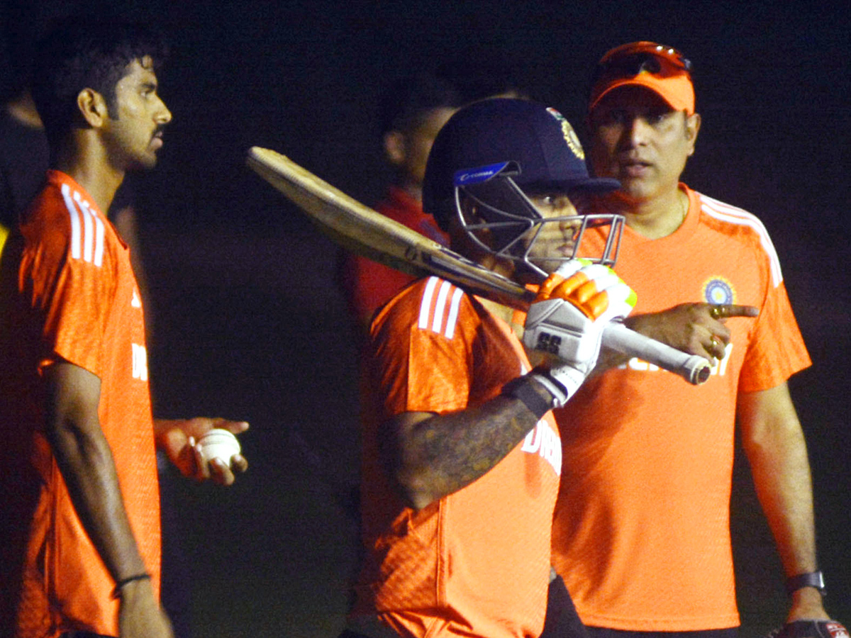 Team India practice session in Vizag Photos - Sakshi7