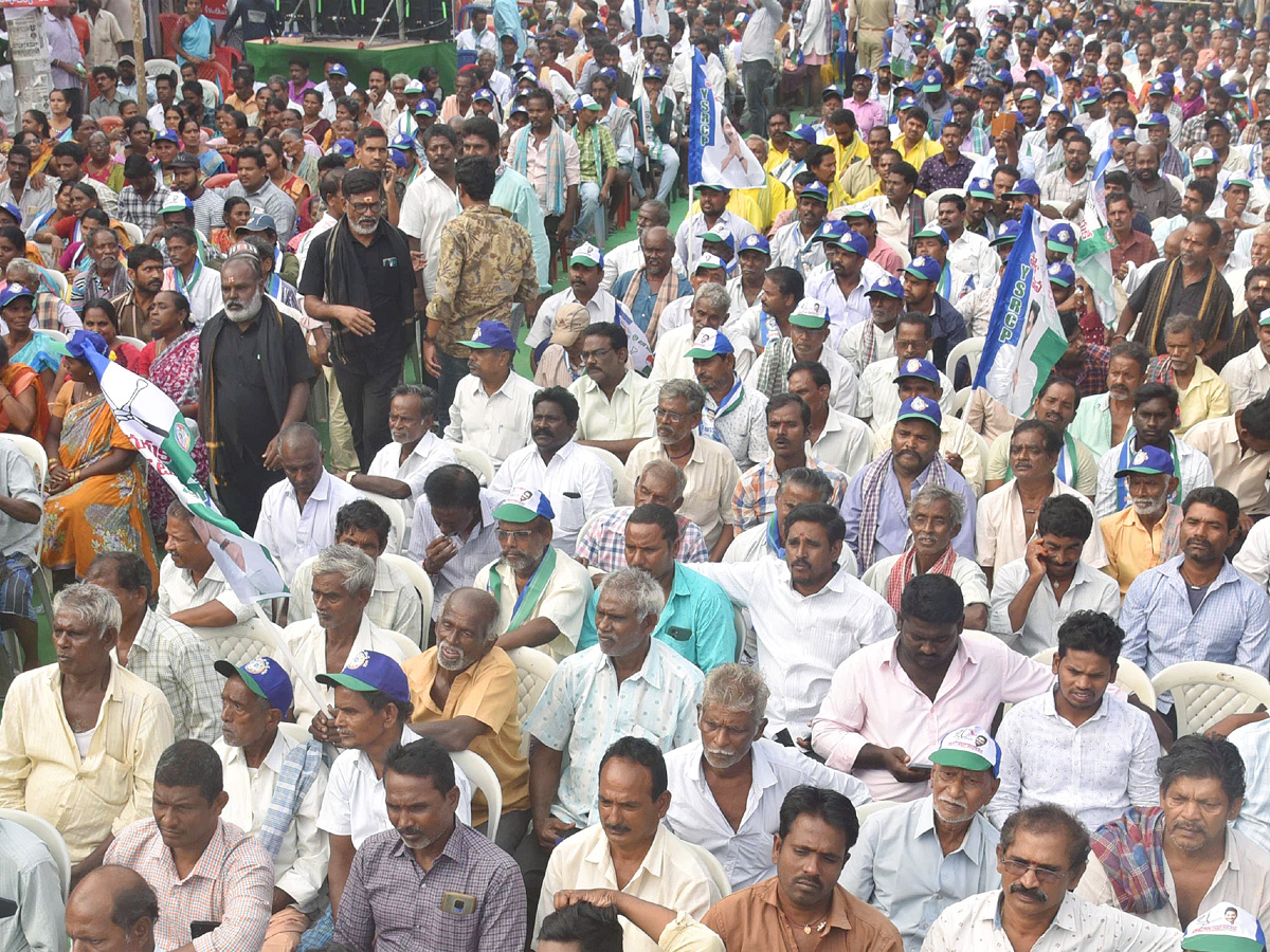 YSRCP Samajika Sadhikara Bus Yatra Photos - Sakshi13