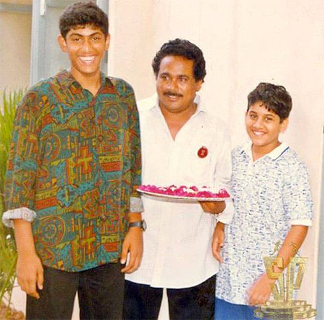 Naga Chaitanya Rare and Unsean Photos - Sakshi9