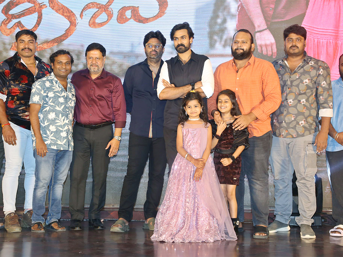 Panja Vaisshnav Tej Aadikeshava Movie Pre Release Event Pics - Sakshi2