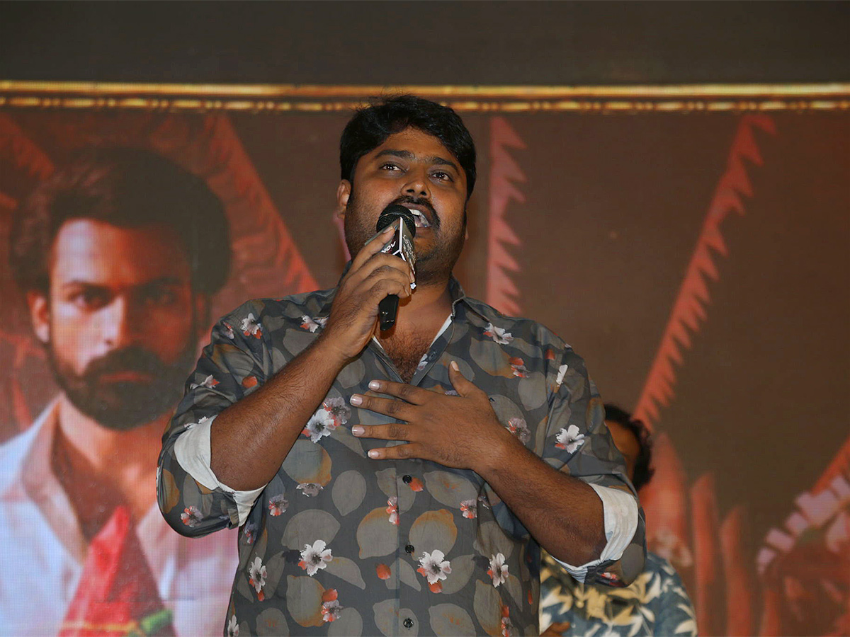 Panja Vaisshnav Tej Aadikeshava Movie Pre Release Event Pics - Sakshi15