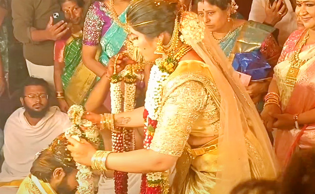 Serial actor maanas nagulapalli srija mariage PHotos - Sakshi15