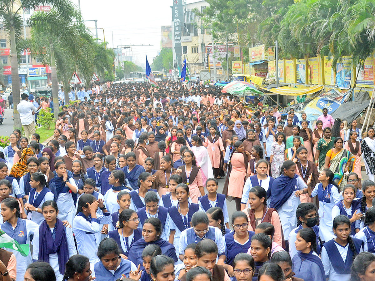 YSRCP Samajika Sadhikara Bus Yatra Photos - Sakshi12