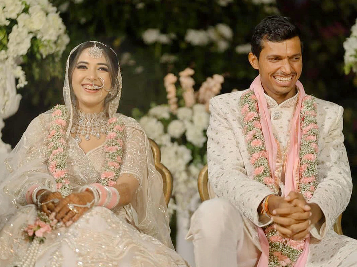 Indian pacer Navdeep Saini marries his girlfriend Swati Asthana Photos - Sakshi3