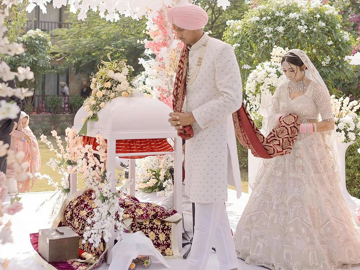 Indian pacer Navdeep Saini marries his girlfriend Swati Asthana Photos - Sakshi7