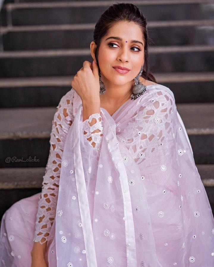 Rashmi Gautam Nails With Stylish Photo Looks  - Sakshi9