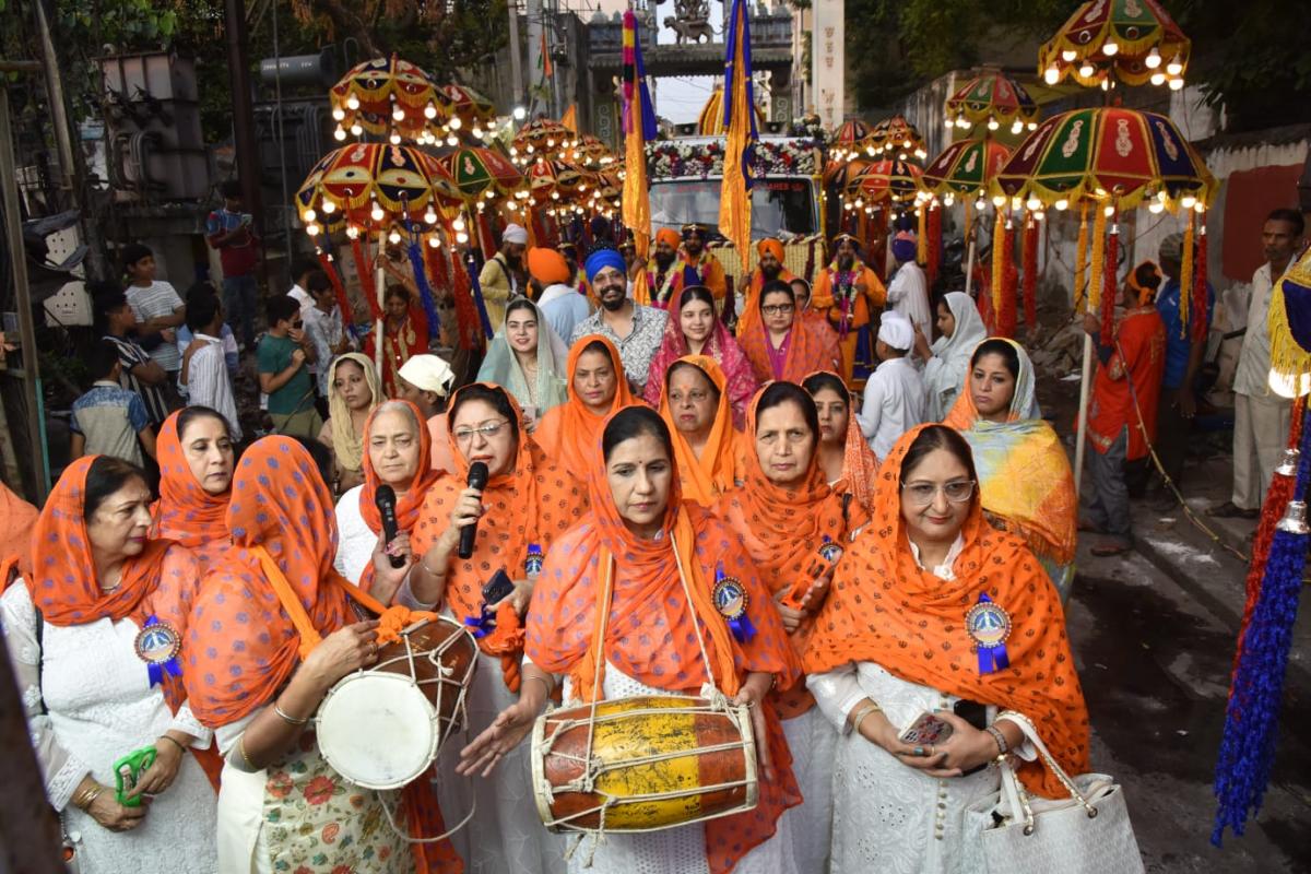 NAGAR KIRTAN On Occasion Of 554th Birthday Celebration Of Sri Guru Nanak Jayanti Photos - Sakshi26