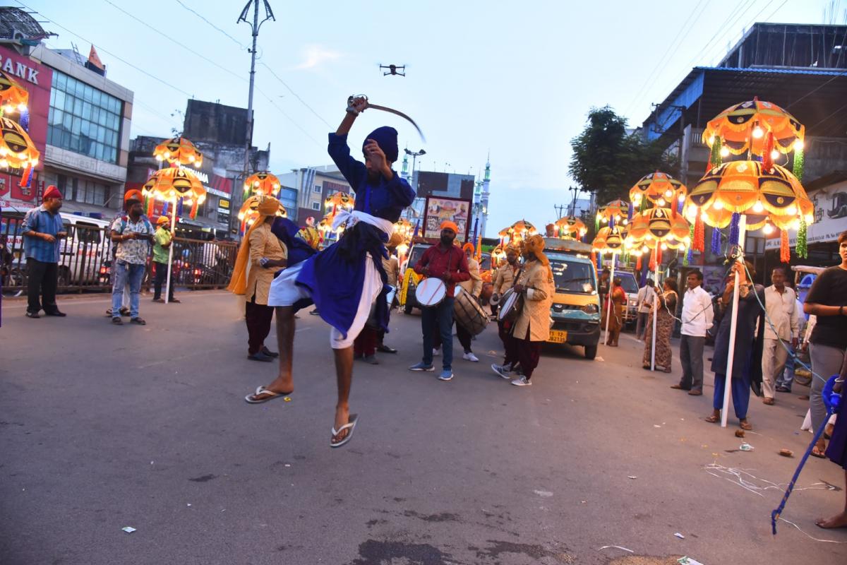 NAGAR KIRTAN On Occasion Of 554th Birthday Celebration Of Sri Guru Nanak Jayanti Photos - Sakshi35