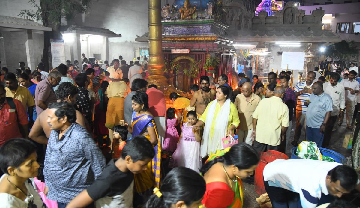 Karthika Pournami Celebrations In Andhra Pradesh And Telangana Photos - Sakshi12