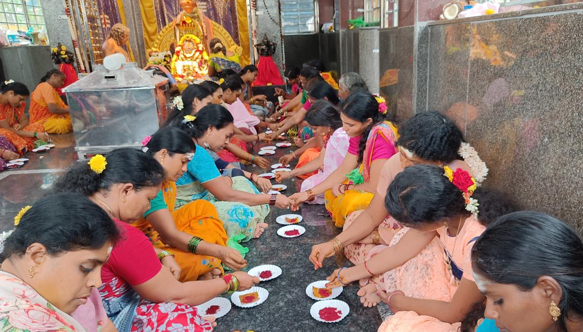 Karthika Pournami Celebrations In Andhra Pradesh And Telangana Photos - Sakshi16