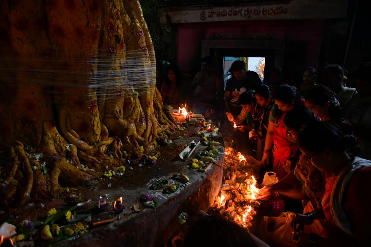 Karthika Pournami Celebrations In Andhra Pradesh And Telangana Photos - Sakshi30