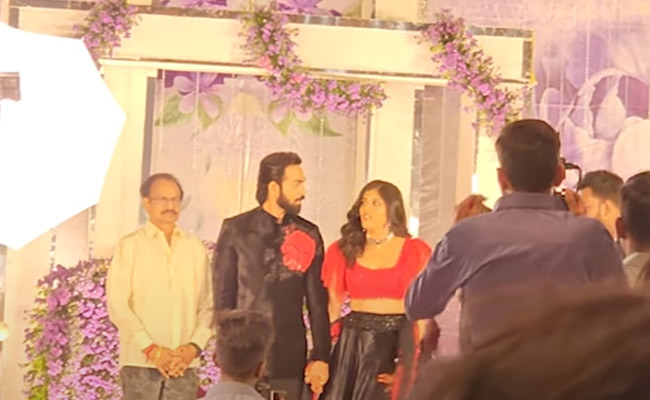 Bigg Boss Maanas Nagulapalli And Srija Marriage Reception Photos - Sakshi8