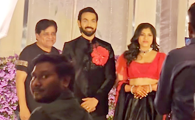 Bigg Boss Maanas Nagulapalli And Srija Marriage Reception Photos - Sakshi2