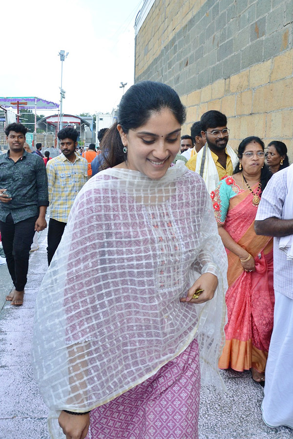 Dhanya Balakrishna Visit Tirumala PHotos - Sakshi3