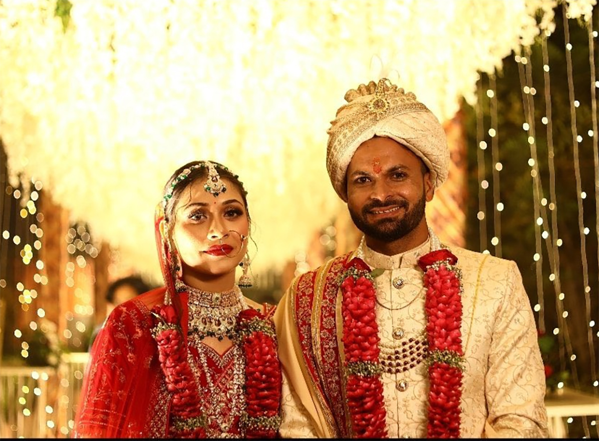 Indian Cricketer Mukesh Kumar Wedding Pics - Sakshi5