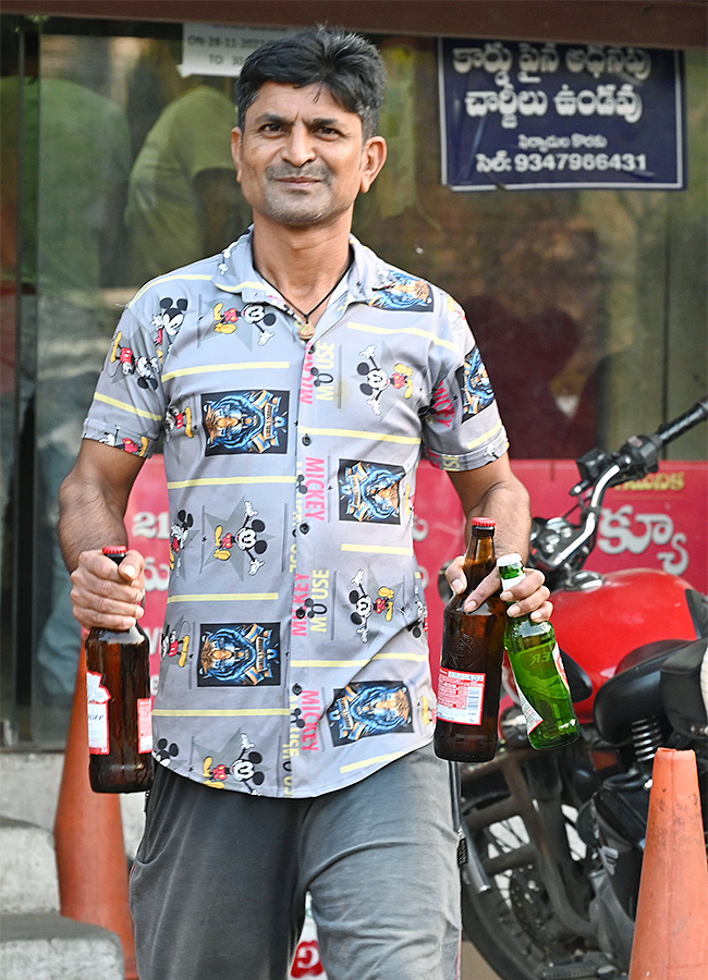 wine shop closed at Telangana Assembly Elections - Sakshi12