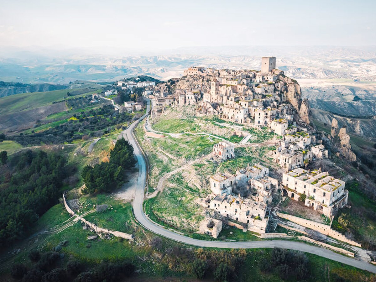 Craco: The Town Where No People Live - Sakshi14