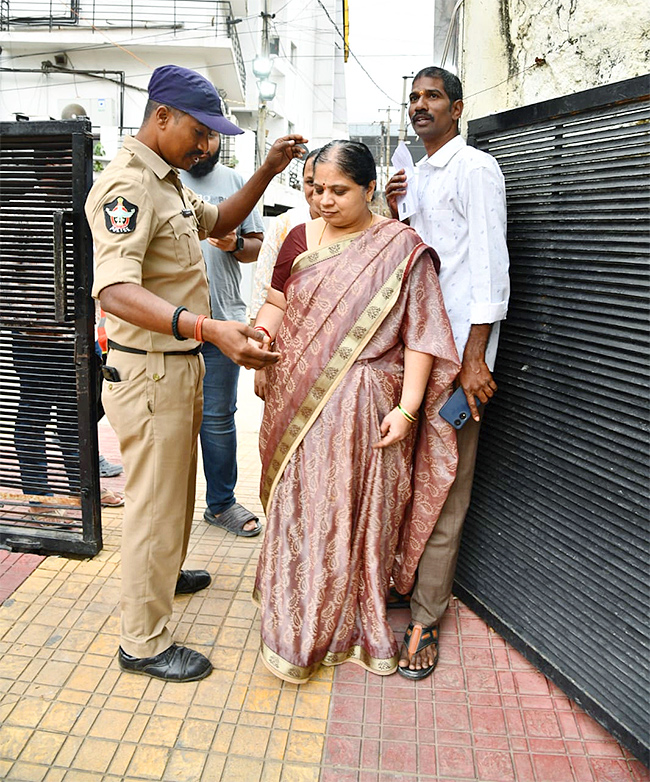 Voting Telangana Assembly Elections 2023 Pics - Sakshi8